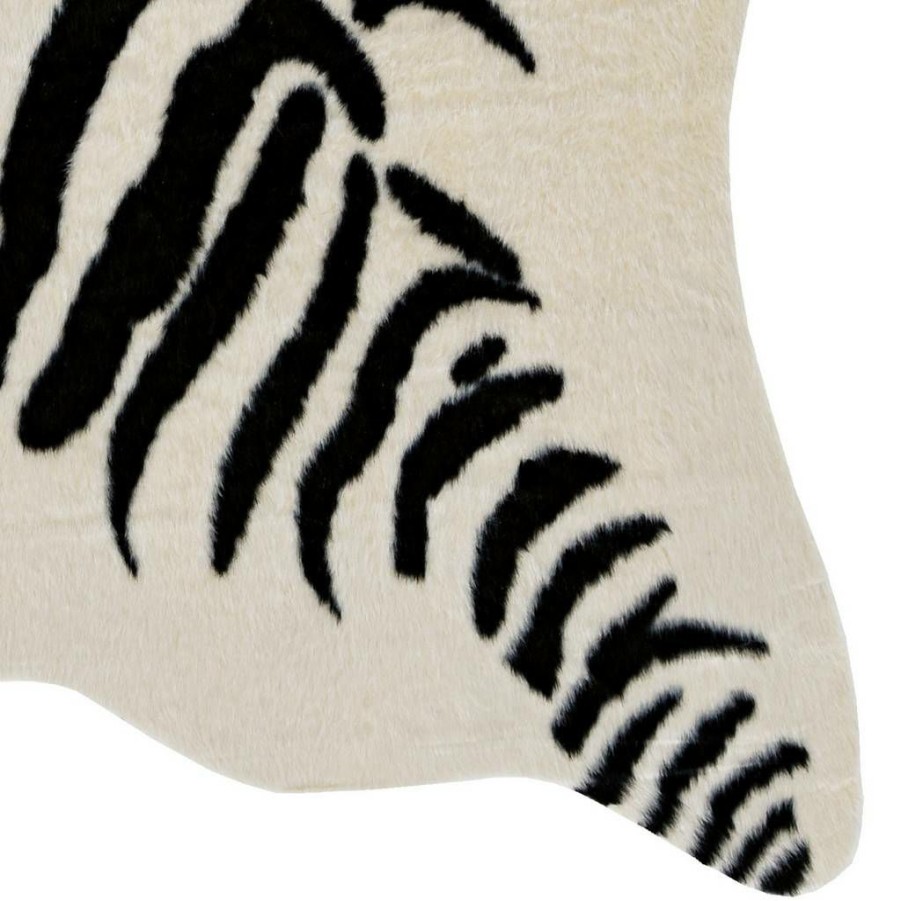 Rugs * | Best Sellers Faux Cow Hide Zebra Ivory/Black Linon Home Decor Rugfchblkzeb