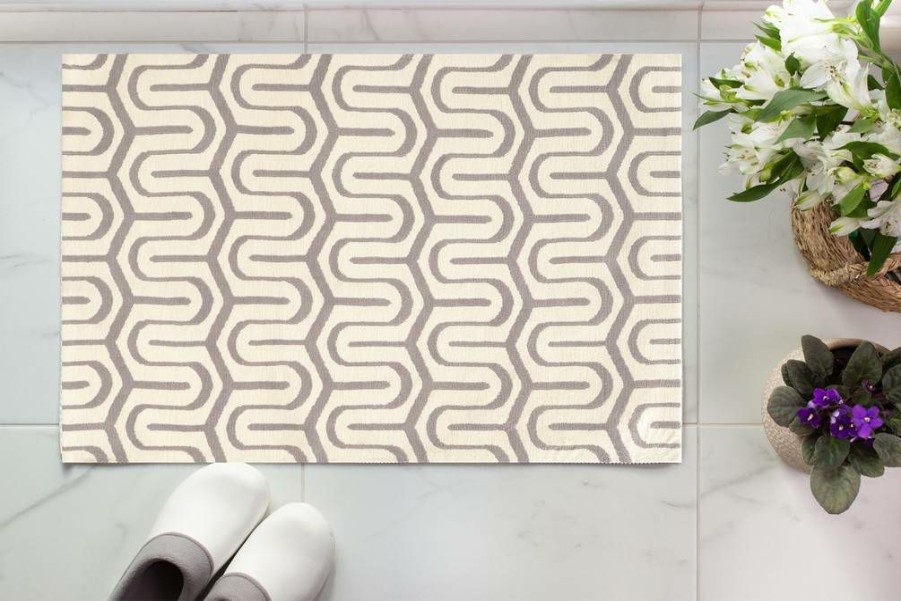 Rugs * | Crazy Deals Geo Sasha Grey & Ivory 2 3 Linon Home Decor Rugge1023