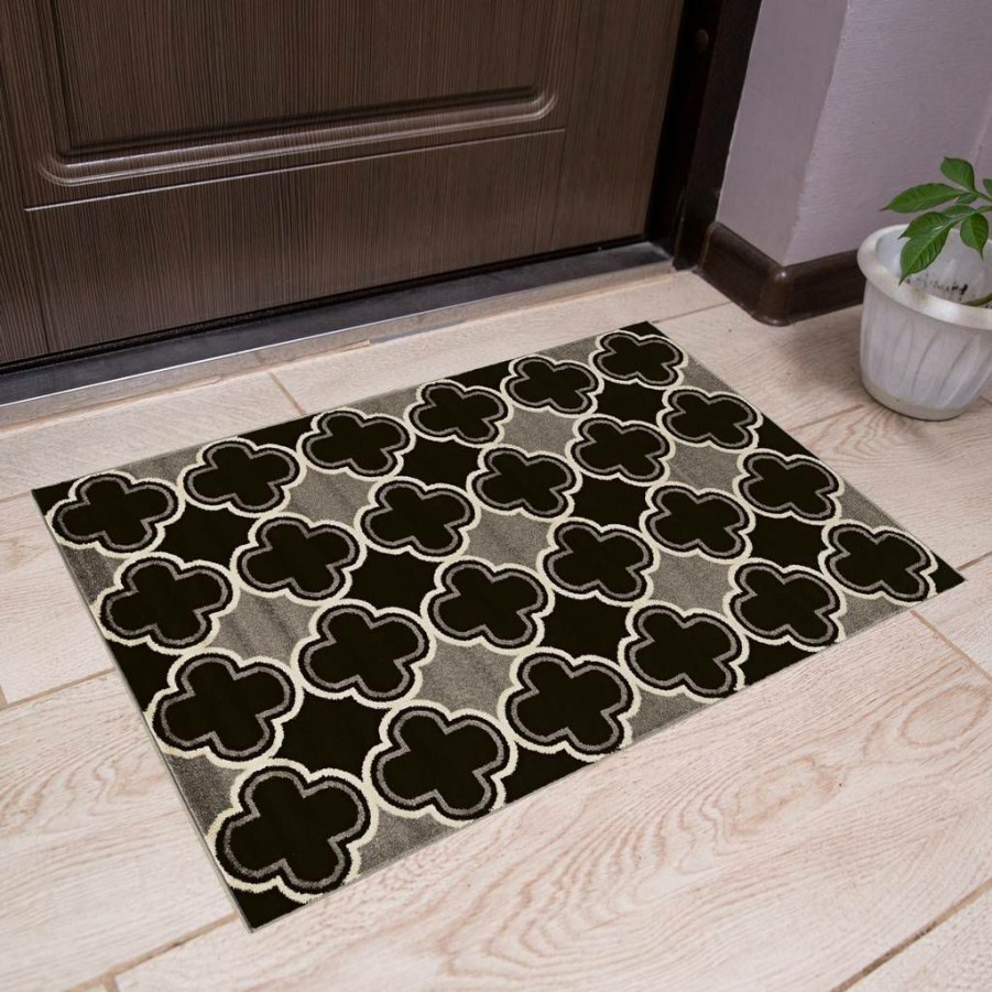 Rugs * | Cheap Claremont Quatrefoil Black & Grey 2 3 Linon Home Decor Rugct1223