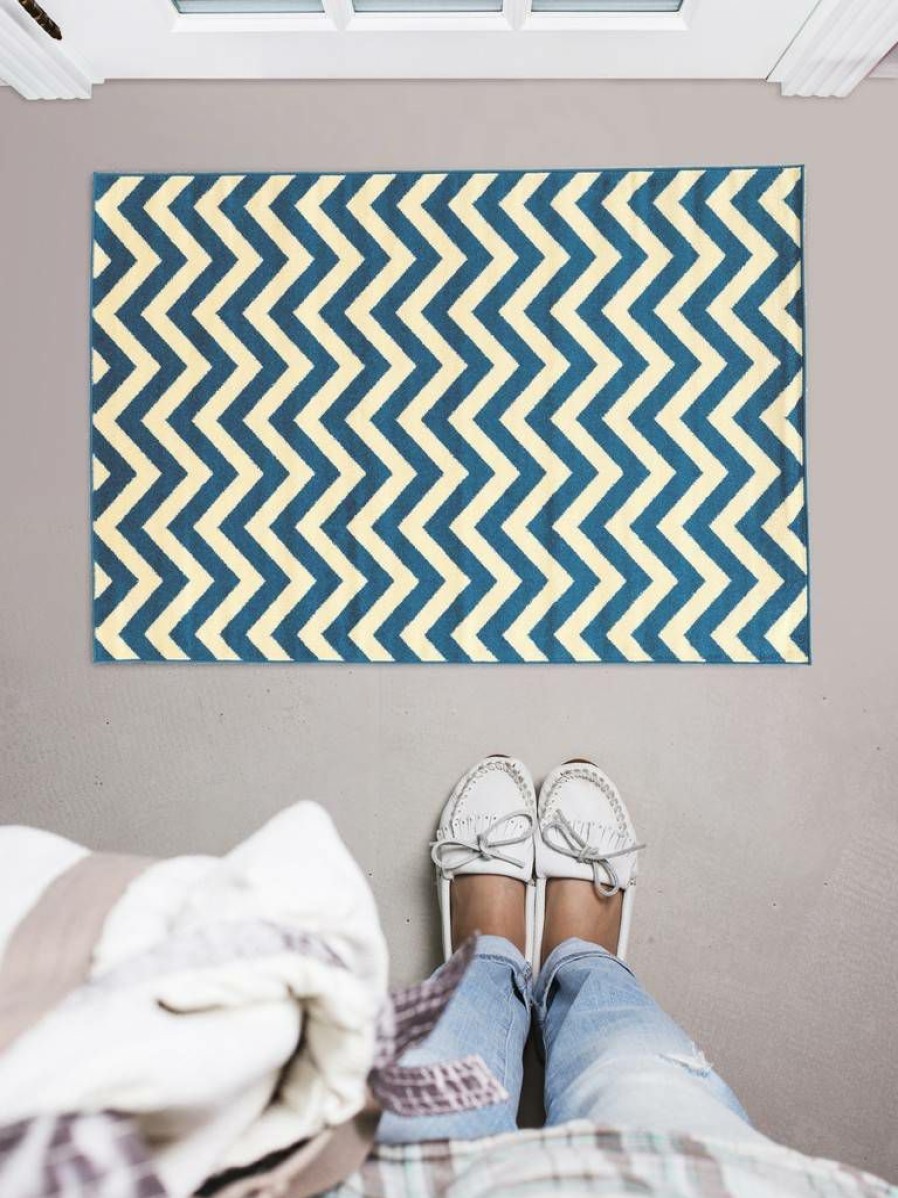 Rugs * | Excellent Claremont Chevron Blue & Ivory 2 3 Linon Home Decor Rugct0123